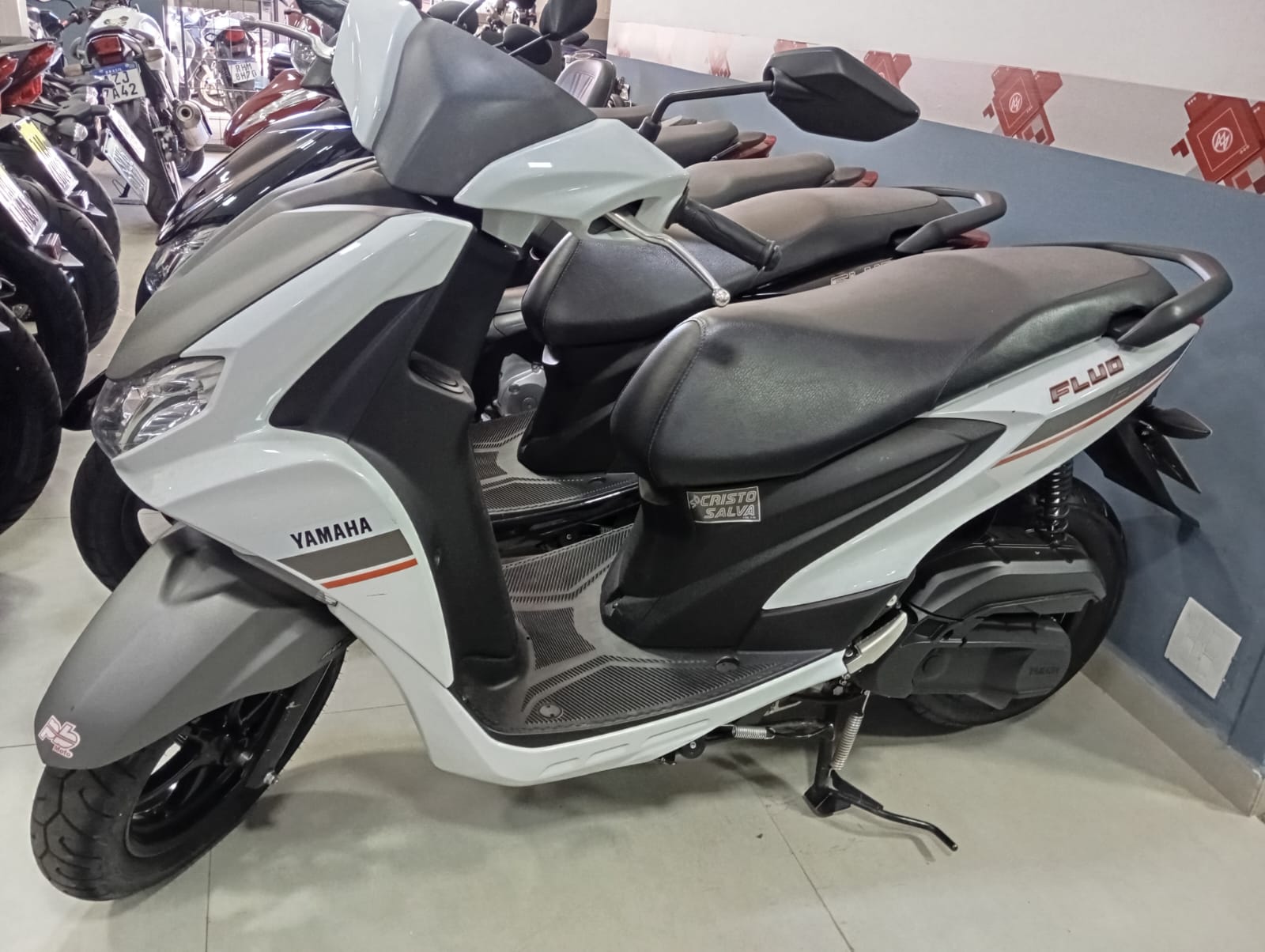 YAMAHA SCOOTER 125 FLUO  2023 BRANCA