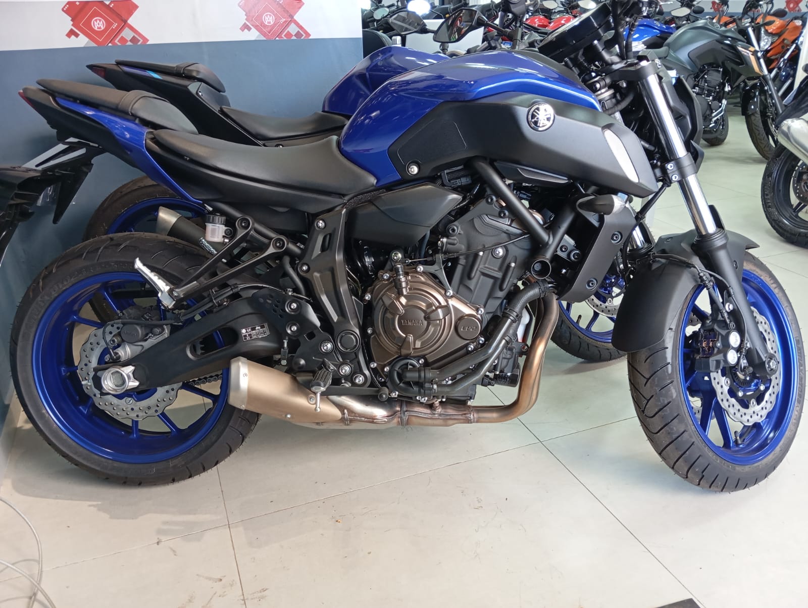 YAMAHA MT 07 2024 ZERO AZUL