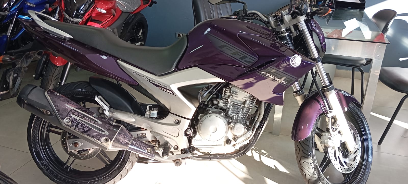 YAMAHA FAZER 250 2011 ROXA