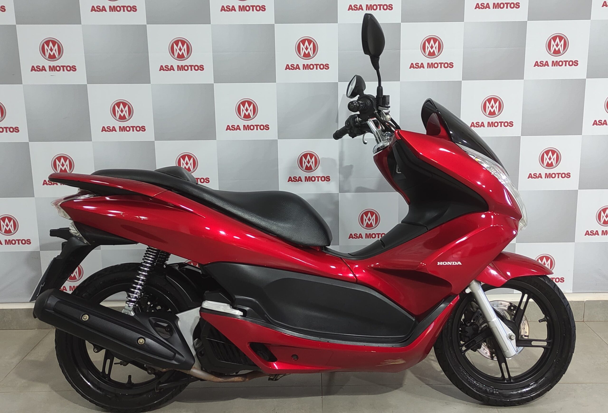 HONDA SCOOTER PCX 150 VERMELHA 2014