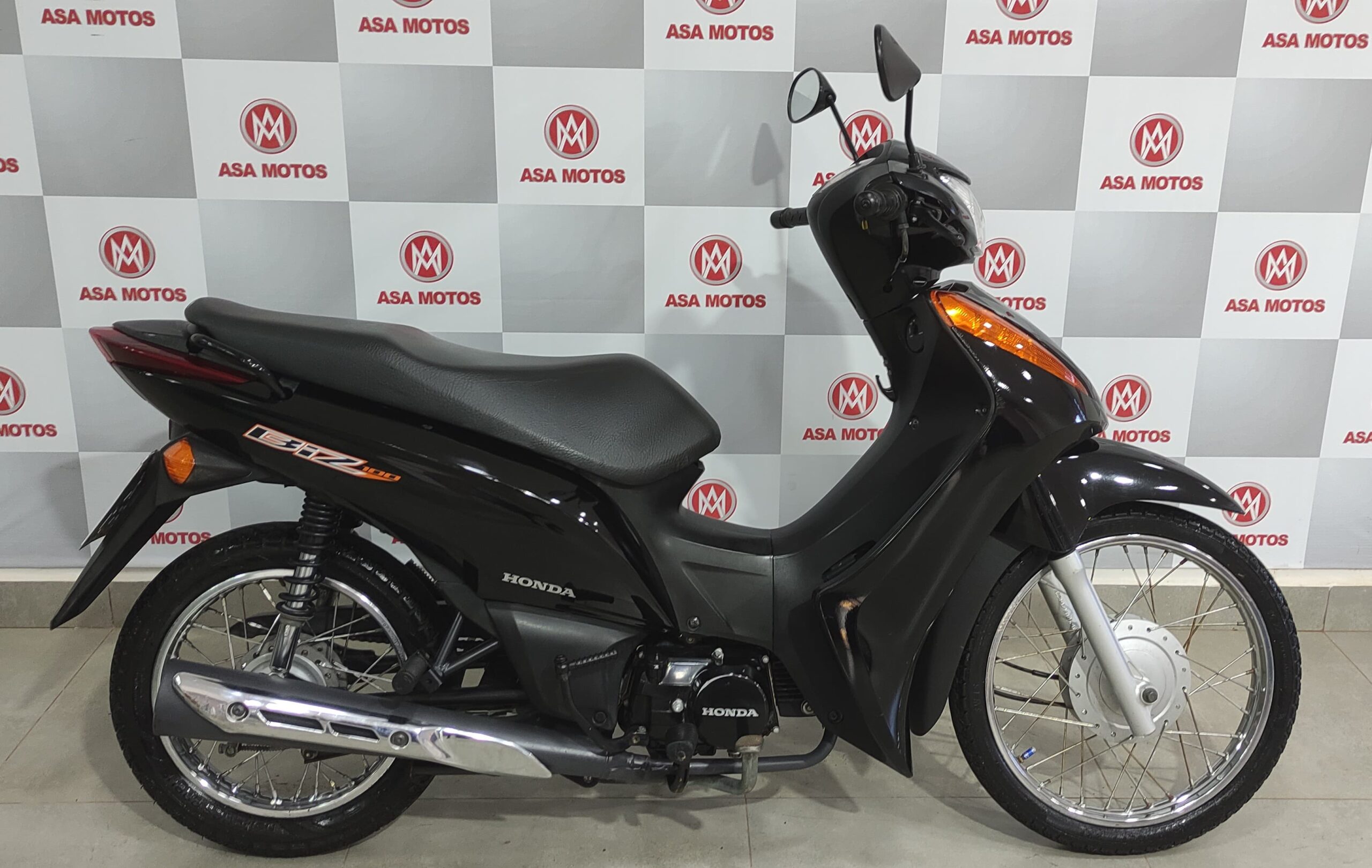 HONDA BIZ 100 ES PRETA 2015