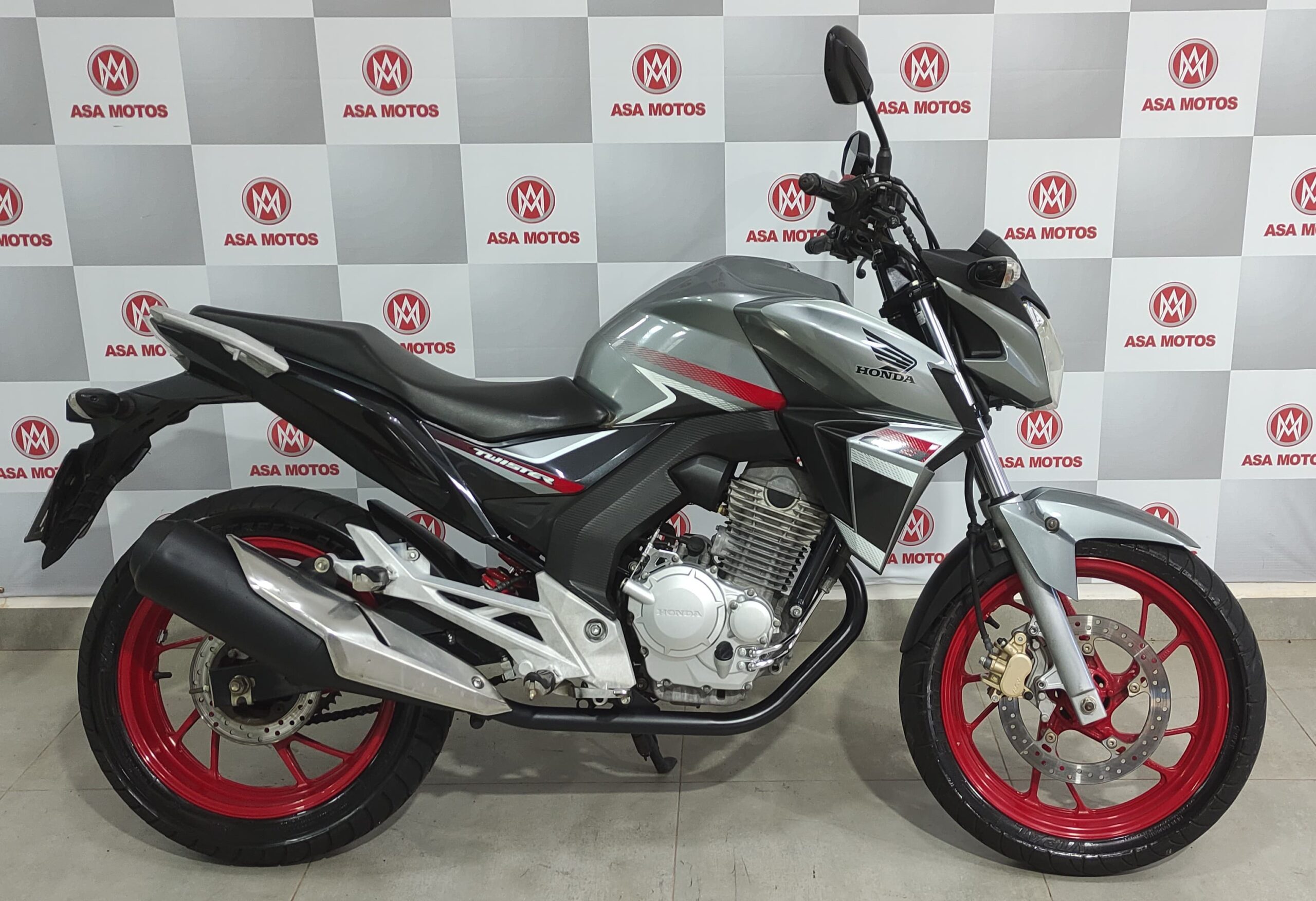HONDA CB 250 F TWISTER 2018 PRATA