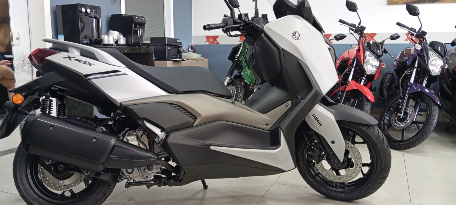 YAMAHA SCOOTER XMAX 250CC 2025