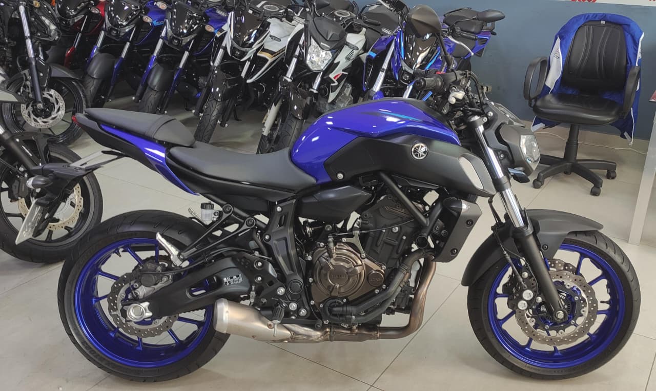 YAMAHA MT07 ABS AZUL 2025
