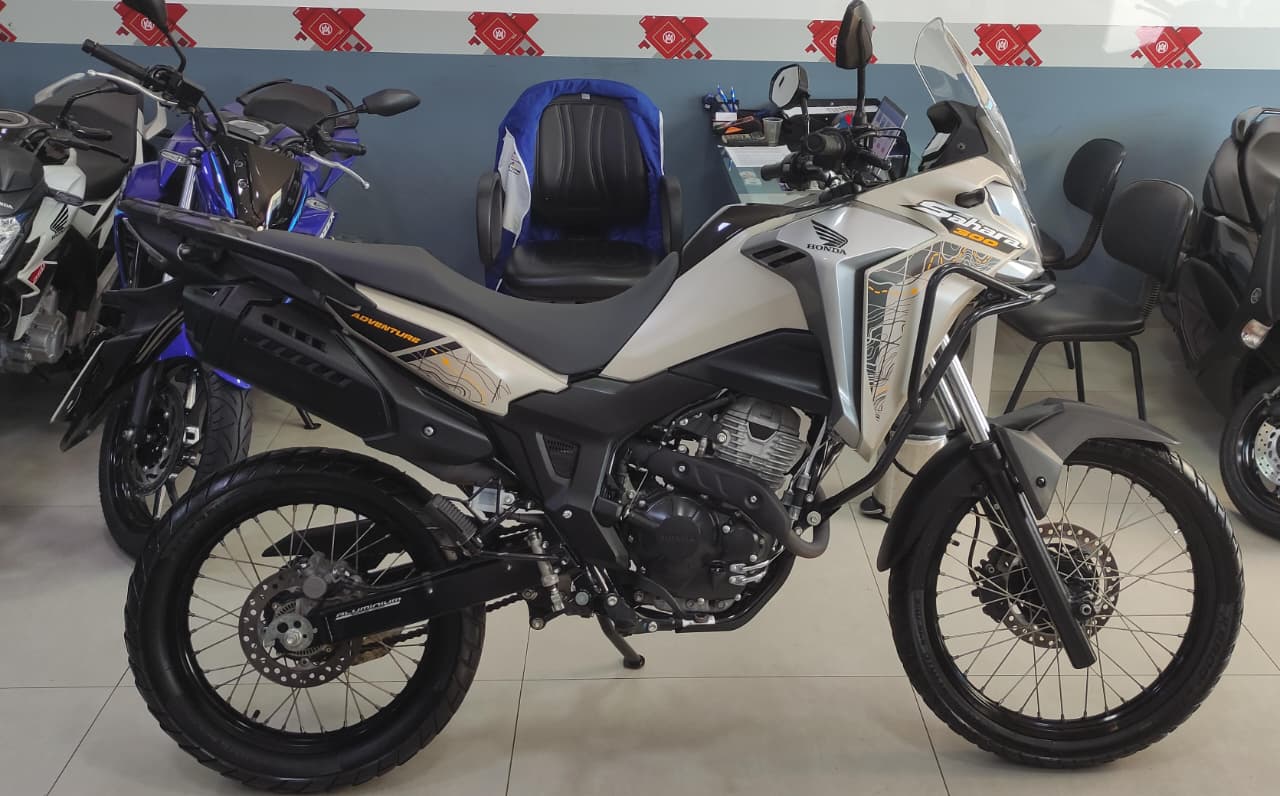 HONDA XRE 300 SAHARA ADV BEGE 2024