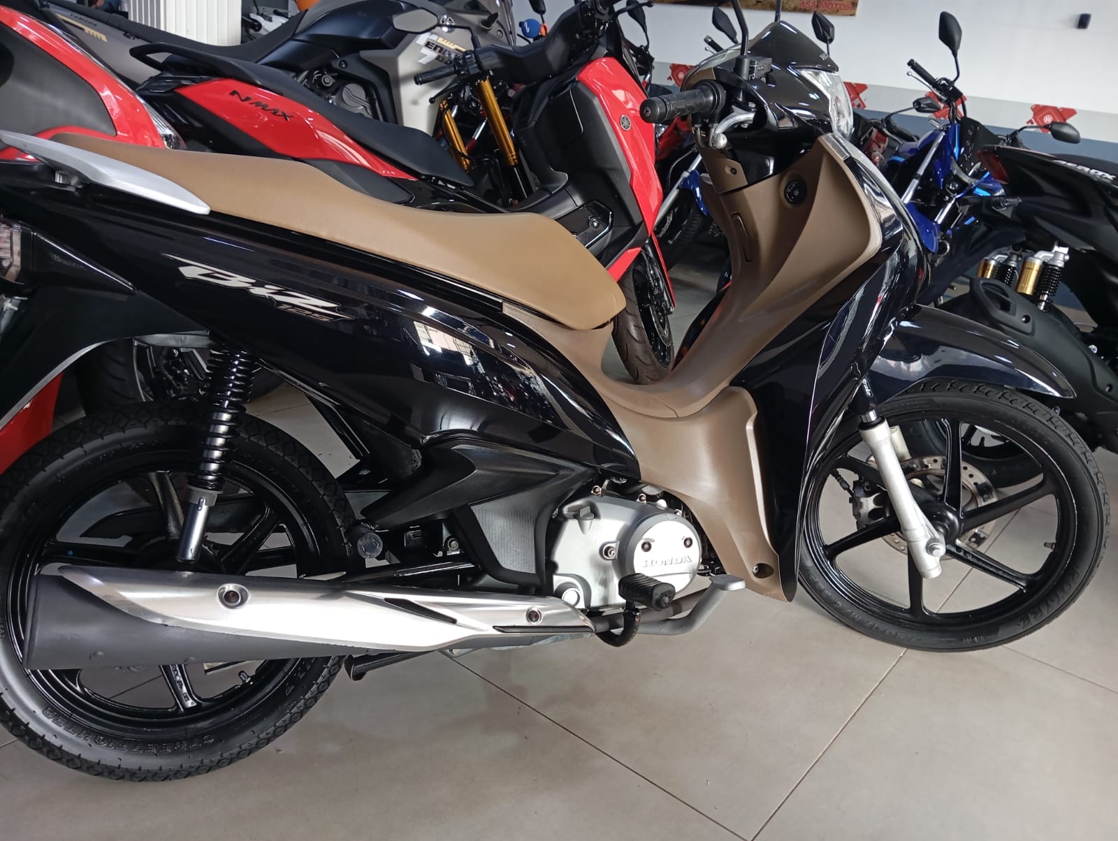 HONDA BIZ 125 2018 PRETA