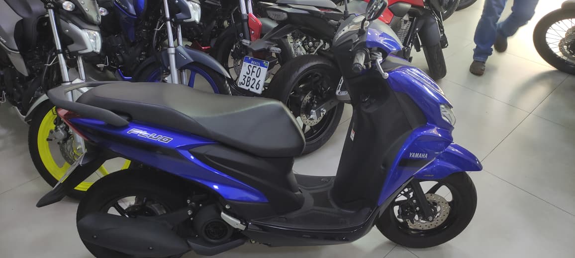 YAMAHA FLUO 125 AZUL 2024