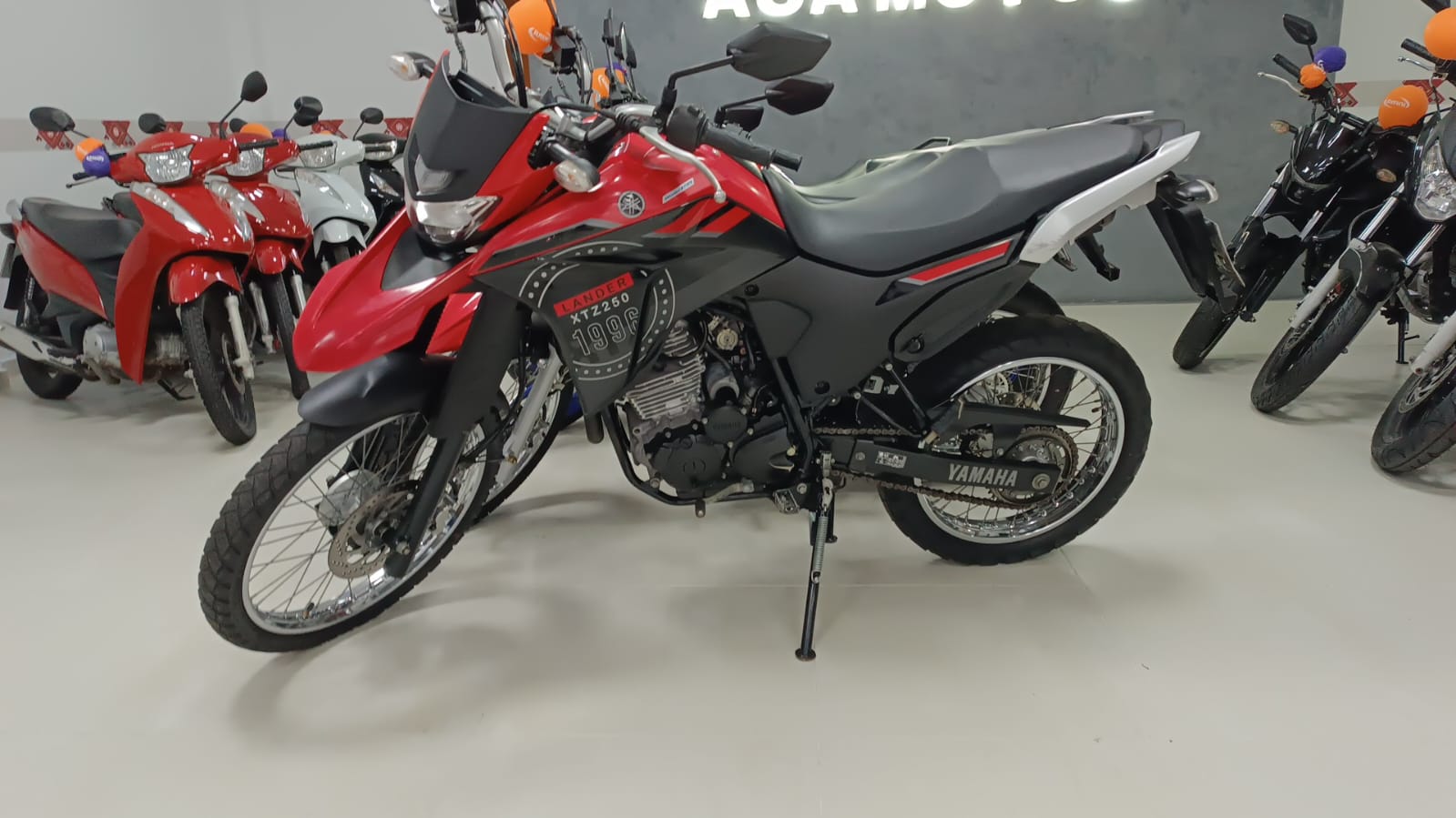 XTZ LANDER 250